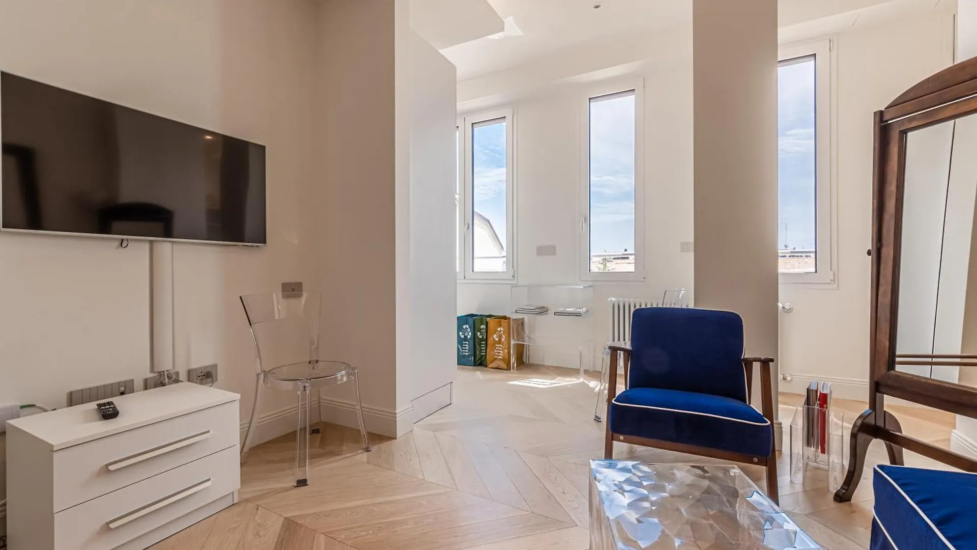 Montenapoleone - Charming Apartment Μιλάνο
